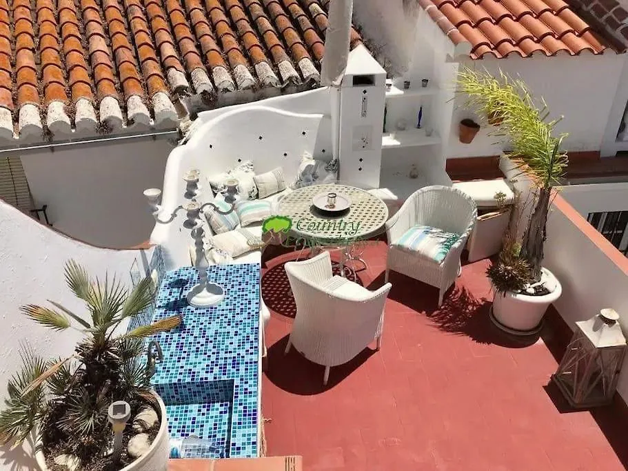 Prázdninový dům Small Village House With Beautiful Sea Views Torrox